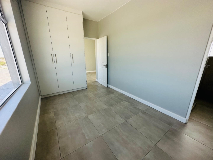 1 Bedroom Property for Sale in Oakdale Western Cape